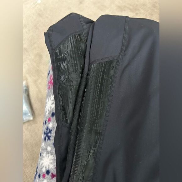 ZYIA Black Cuffed Mirage Mid-Rise 7/8 Leggings - Picture 7 of 11